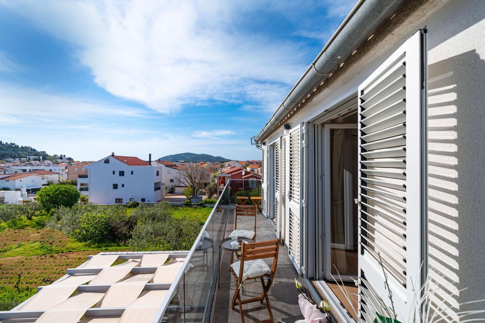 Apartments Lucija Mari Трибунь Екстер'єр фото