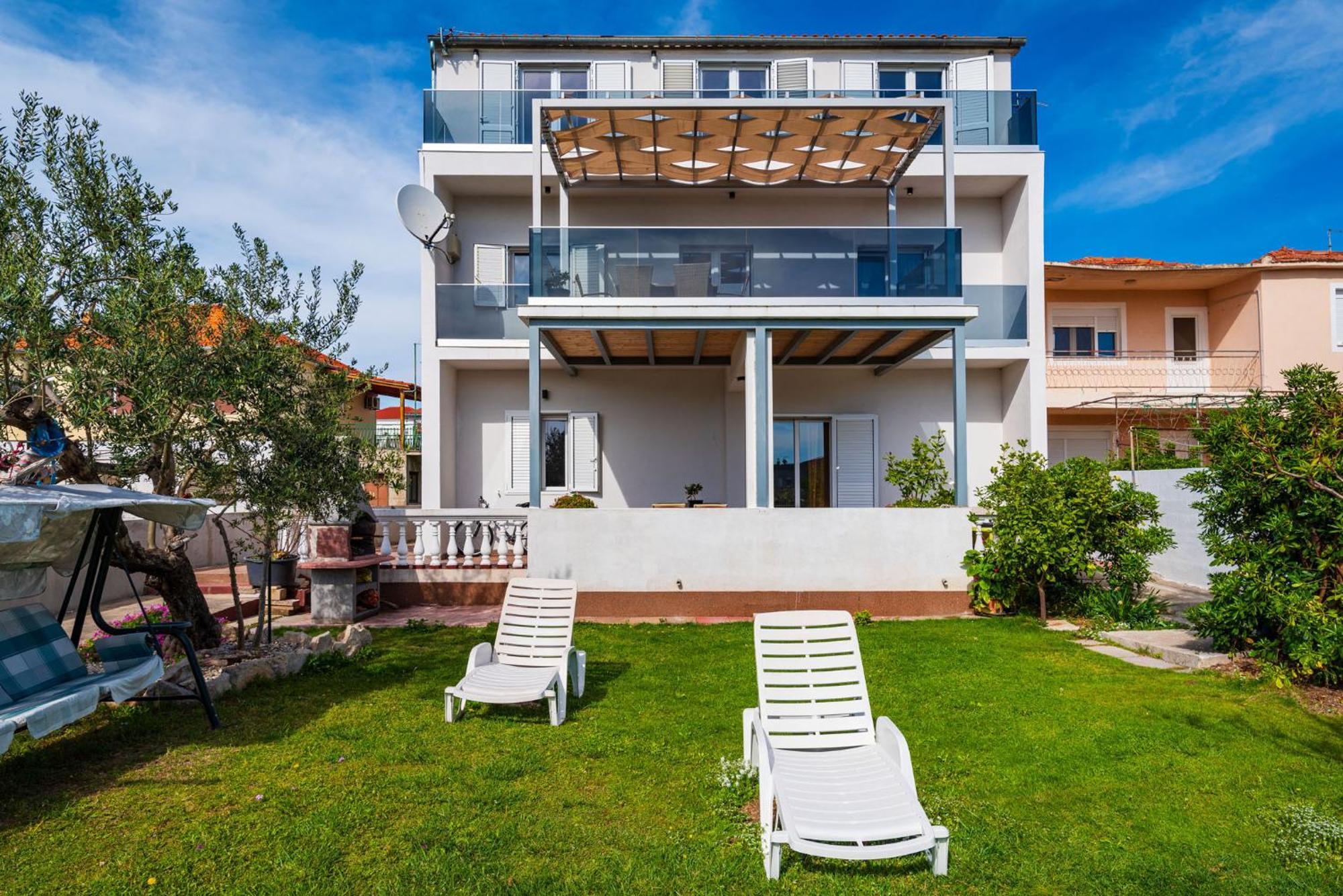 Apartments Lucija Mari Трибунь Екстер'єр фото
